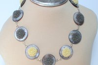 Grey Mother of Pearl Flower Necklace: Silver Tone Chain