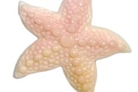 Nautical Elegance - Pink Starfish Pin for a Touch of Sea-inspired Glamour for Your Coat Lapels and Scarfs, Minimalist Style, natural shell