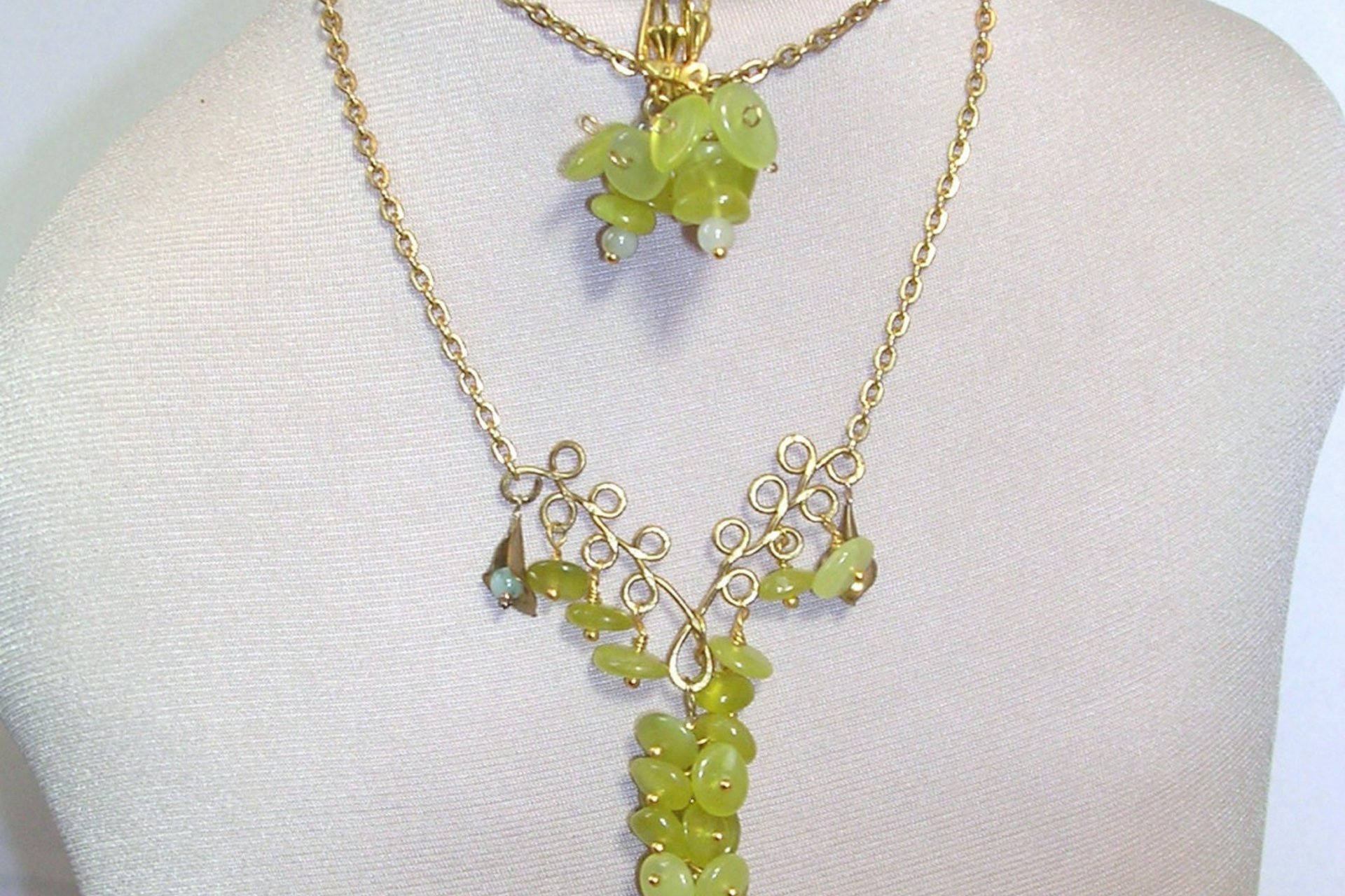 Green Jade Bead Necklace and Earrings Set, Brass Wire Wrapped Jewelry
