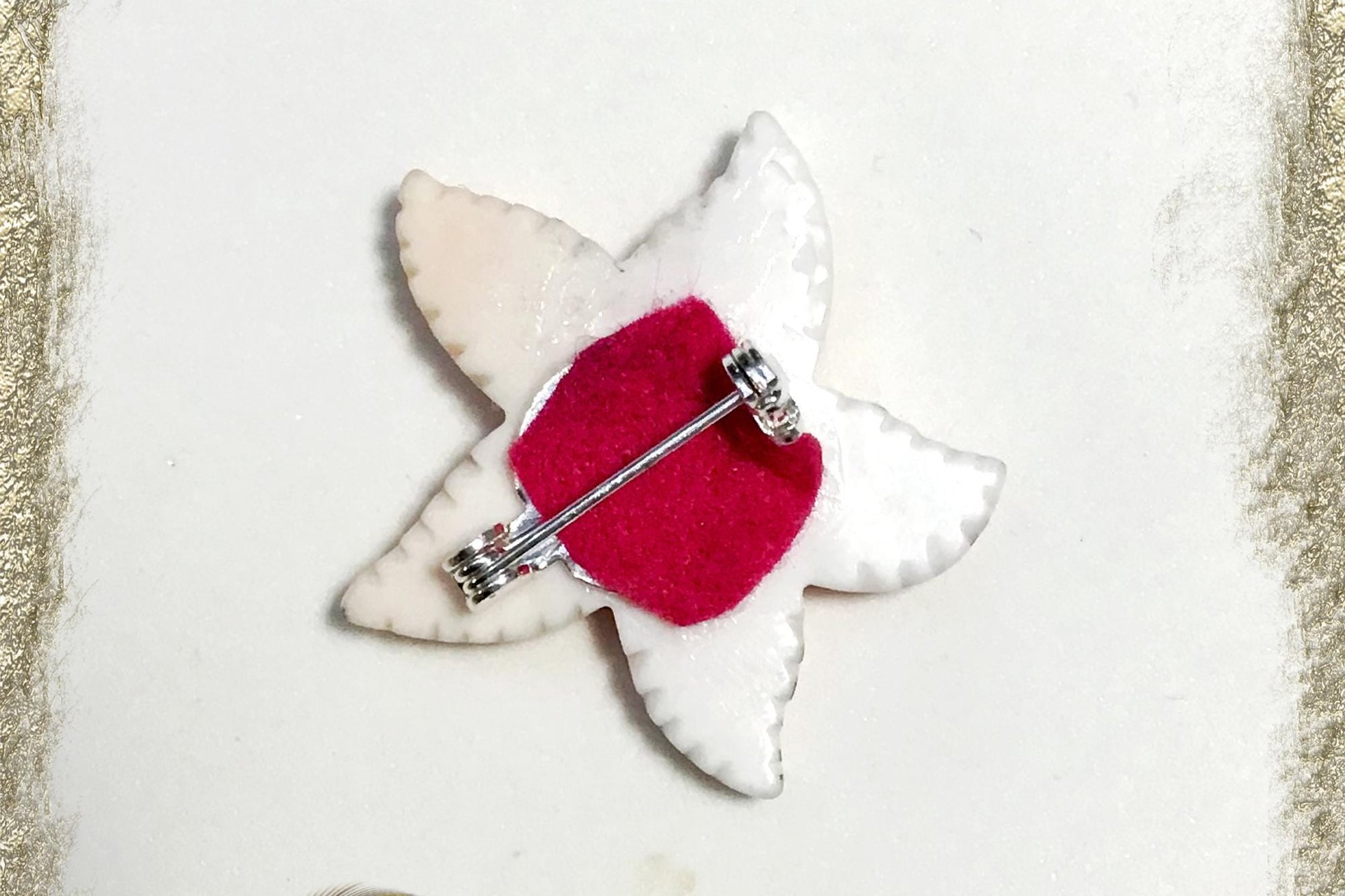 Nautical Elegance - Pink Starfish Pin for a Touch of Sea-inspired Glamour for Your Coat Lapels and Scarfs, Minimalist Style, natural shell