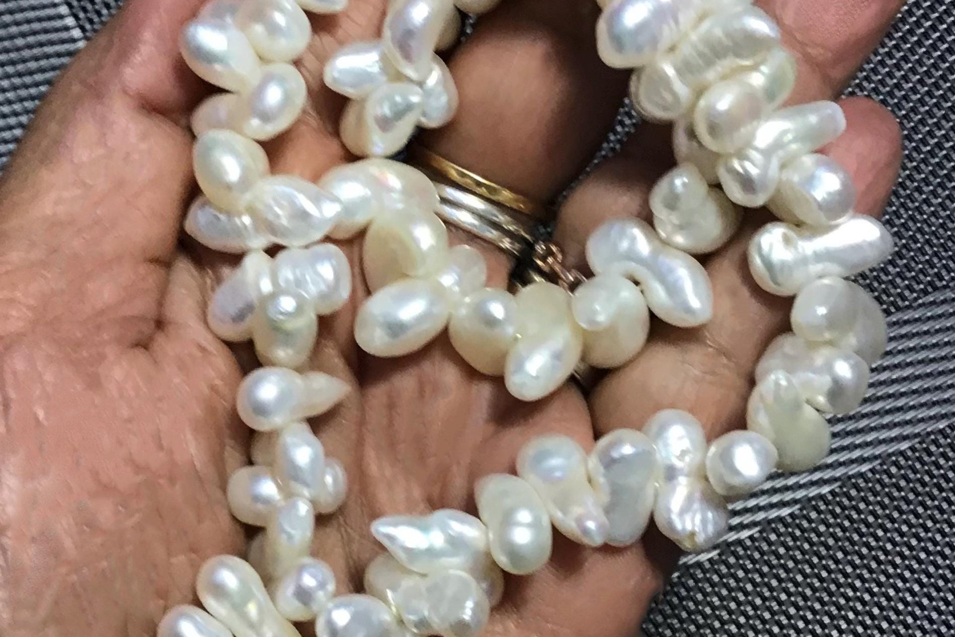 Natural White Freshwater Pearl Necklace Choker with Gold Plated Toggle Clasp